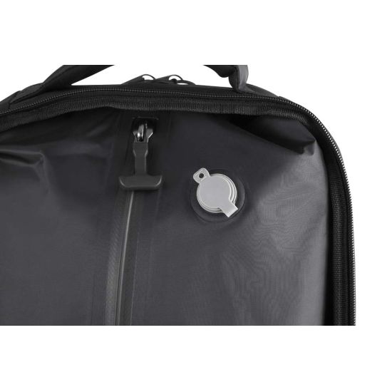 Mochila com Compartimento a Vácuo